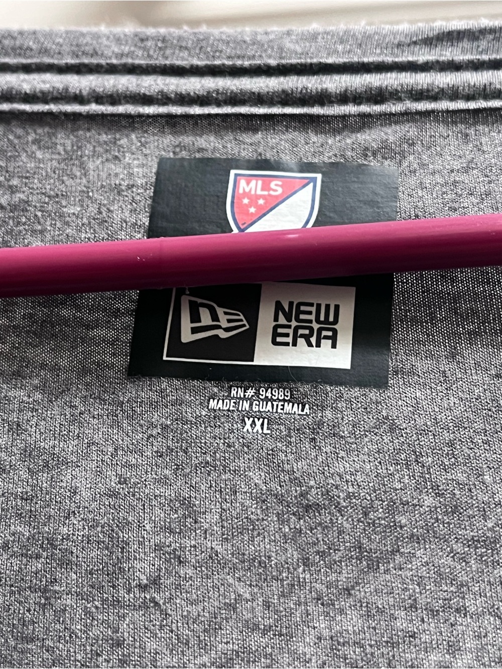 New Era Gray San Jose Earthquakes Short-Sleeve Tee with Blue Logo - Picture 2 of 3